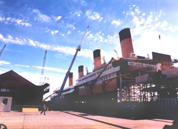 Proyecto Studios Fox - Foto 1